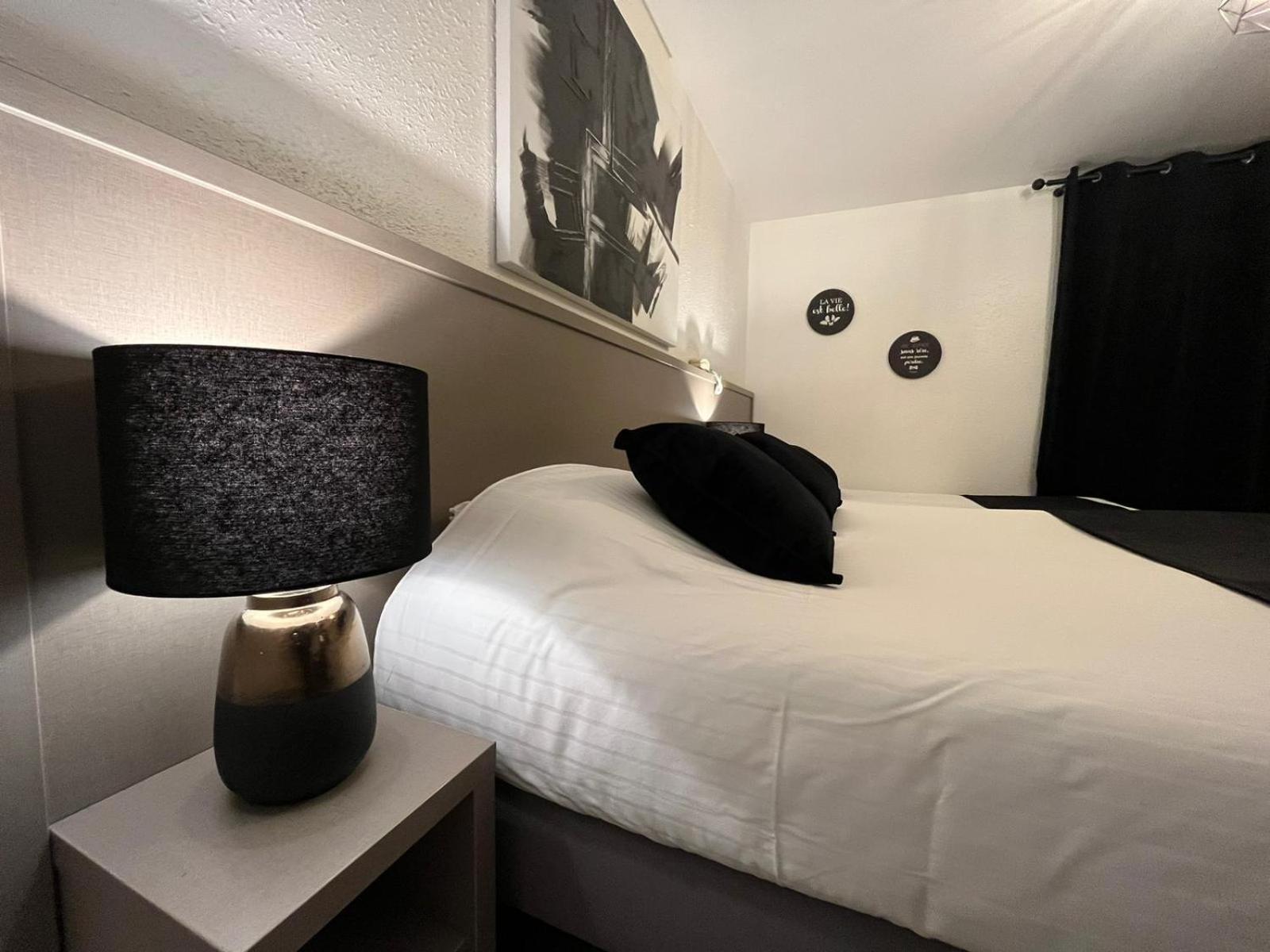 Cit'Hotel Le Cheval Blanc Cognac Centre 외부 사진